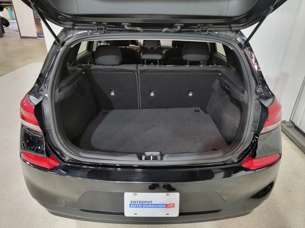 Hyundai Elantra GT 2019