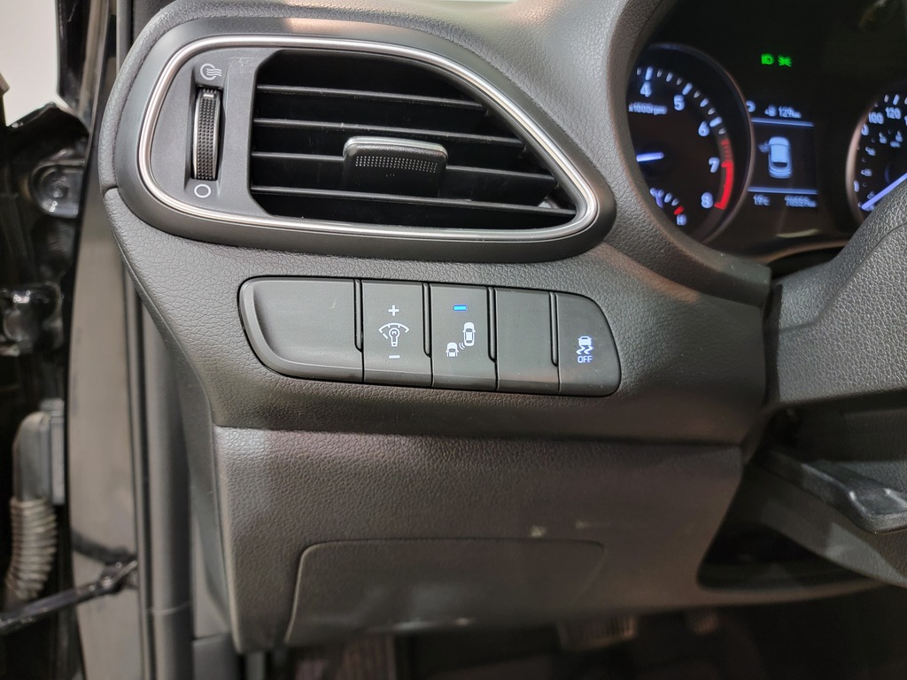 Hyundai Elantra GT 2019