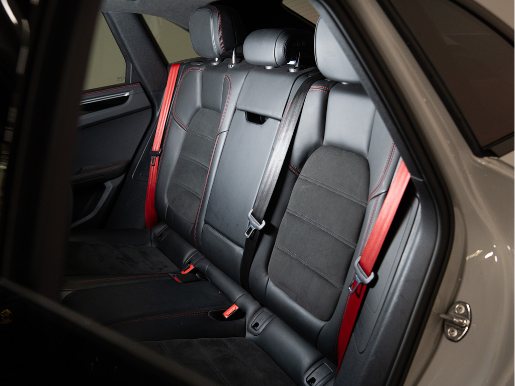2023 Porsche Macan GTS, Toronto, Cash