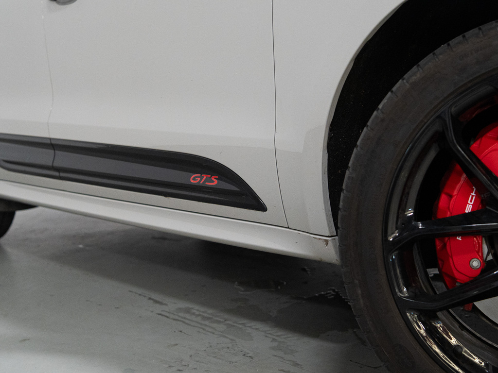 2023 Porsche Macan GTS, Toronto, Cash