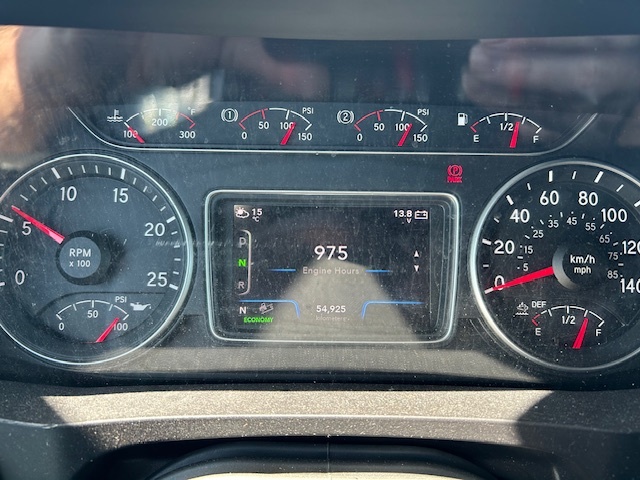 2025 International LT625