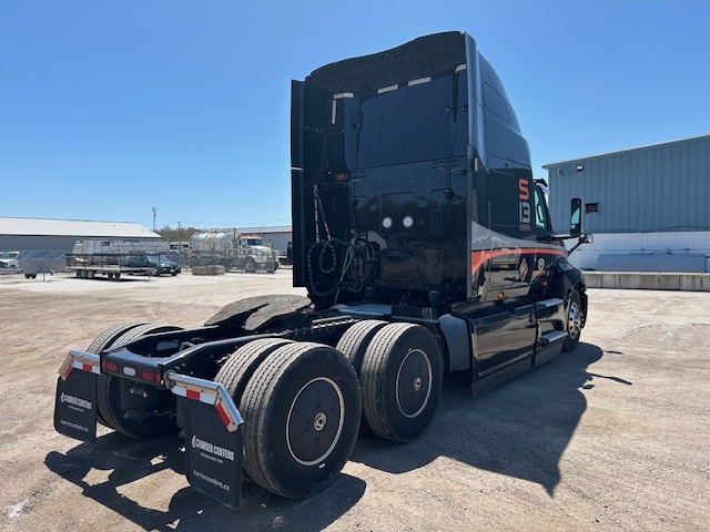 2025 International LT625