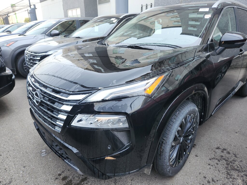 2025 Nissan Rogue Platinum