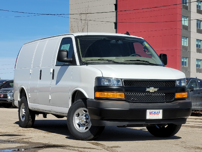 2025 Chevrolet Express RWD 2500 135 