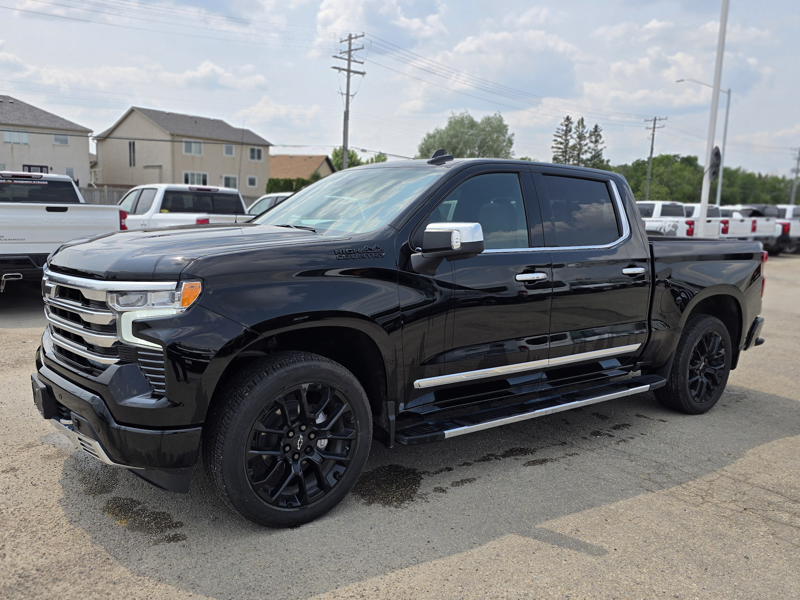 2025 Chevrolet Silverado 1500 4WD Crew Cab 147  High Country