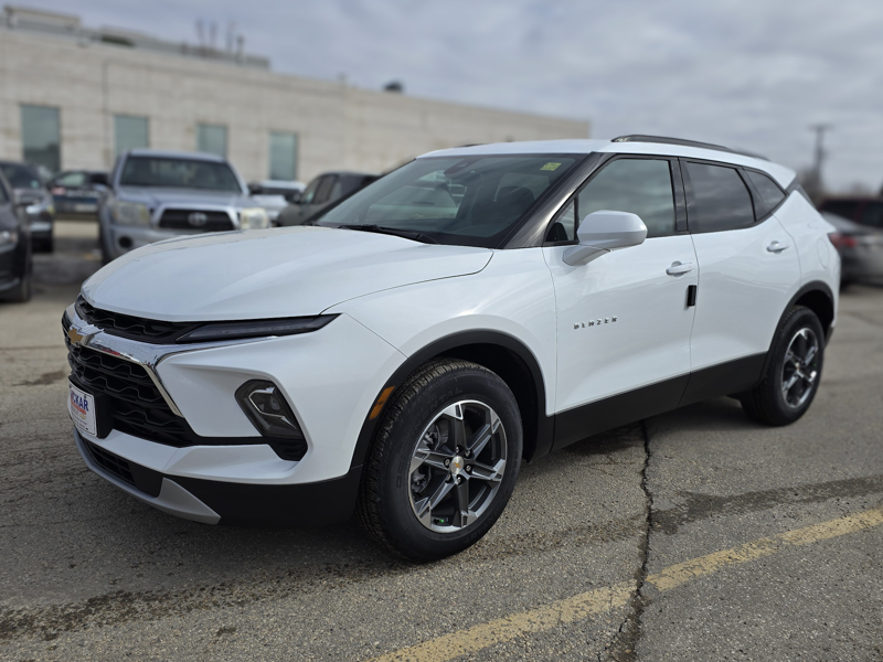 2025 Chevrolet Blazer AWD 4dr LT