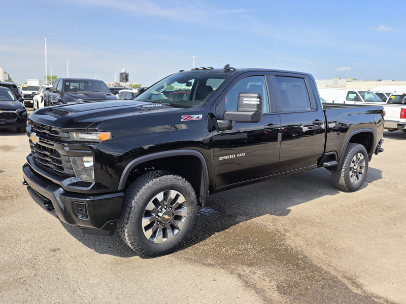 2025 Chevrolet SILVERADO 2500HD 4WD Crew Cab 159  Custom