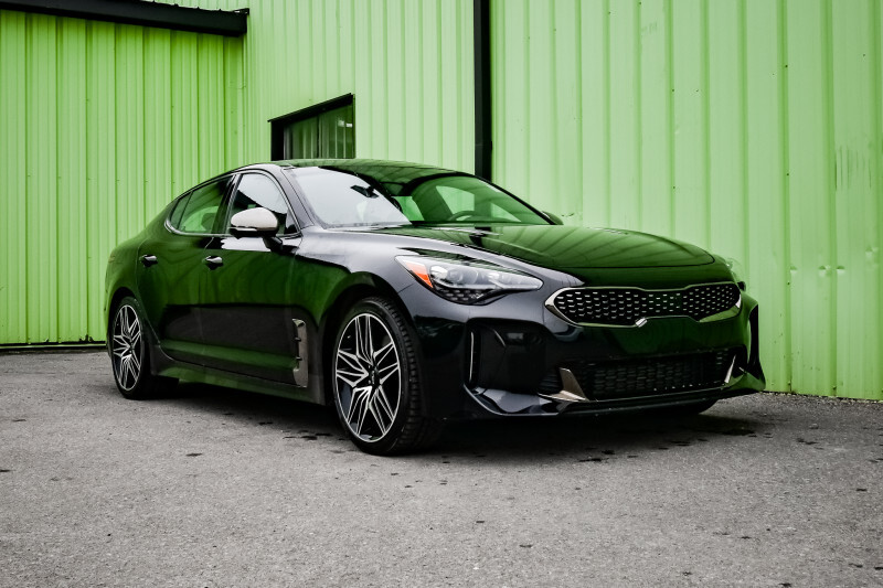 2023 Kia Stinger GT Elite AWD w/Red Interior  • SUNROOF • COOLED LE
