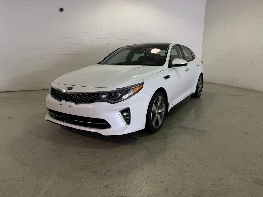 2018 Kia Optima SXL Turbo, Vancouver, Cash