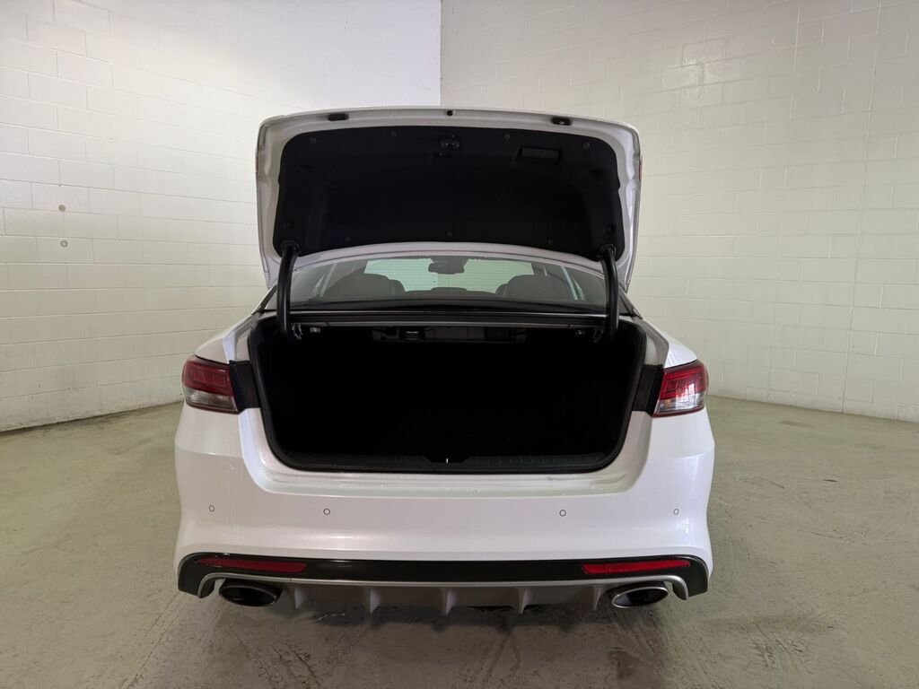 2018 Kia Optima SXL Turbo, Vancouver, Cash