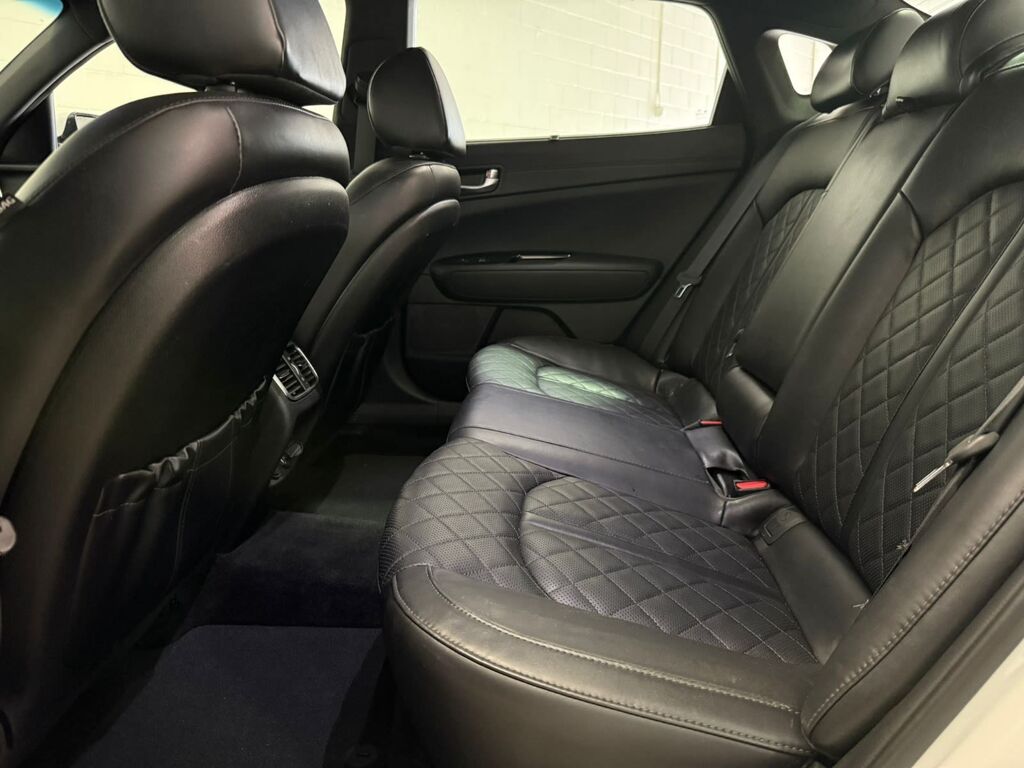 2018 Kia Optima SXL Turbo, Vancouver, Cash