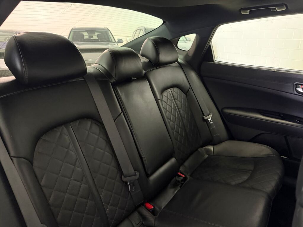 2018 Kia Optima SXL Turbo, Vancouver, Cash