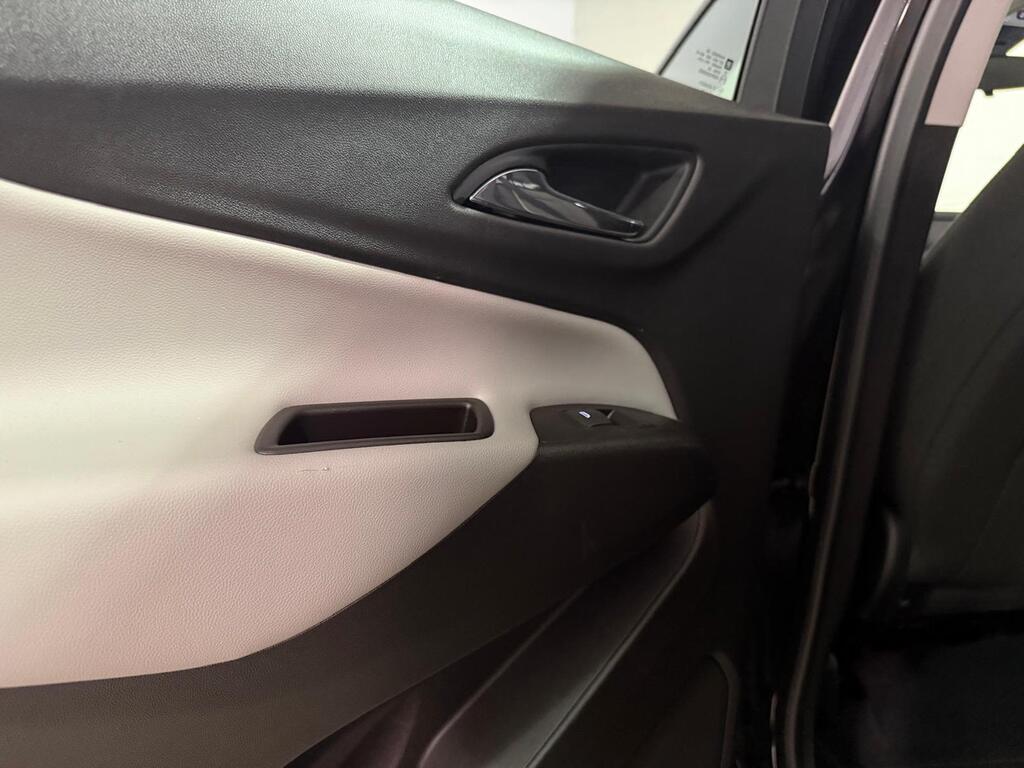 2021 Chevrolet Equinox LS, Vancouver, Cash