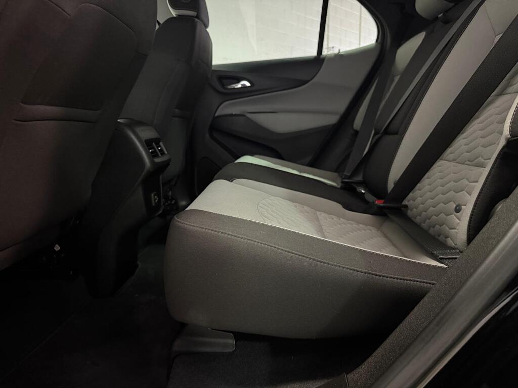 2021 Chevrolet Equinox LS, Vancouver, Cash
