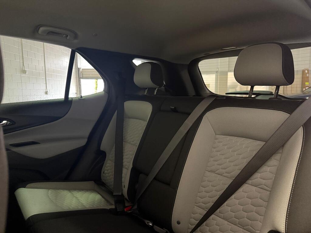 2021 Chevrolet Equinox LS, Vancouver, Cash