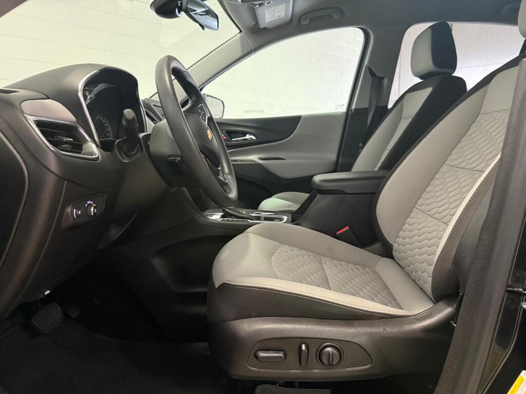 2021 Chevrolet Equinox LS, Vancouver, Cash