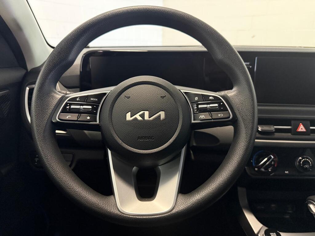 2024 Kia Seltos LX, Vancouver, Cash