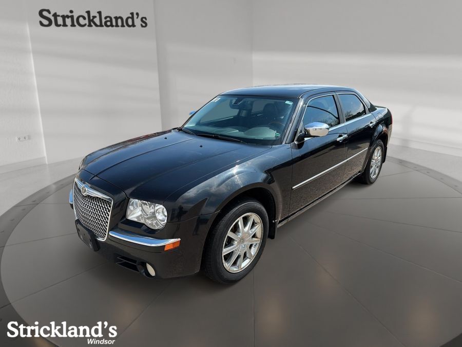 2010 Chrysler 300 LIMITED Sedan