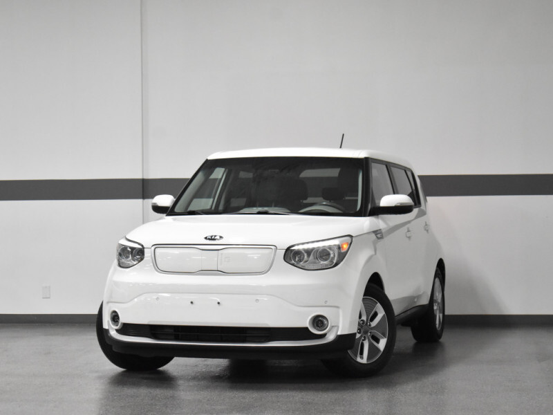 2018 Kia Soul EV Luxury  Leather Rear Cam Heated Seats and Steering