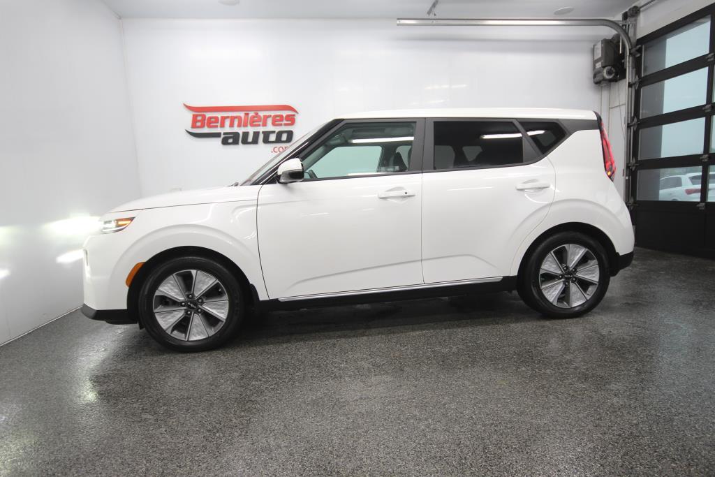 2023 Kia Soul EV / LIMITED