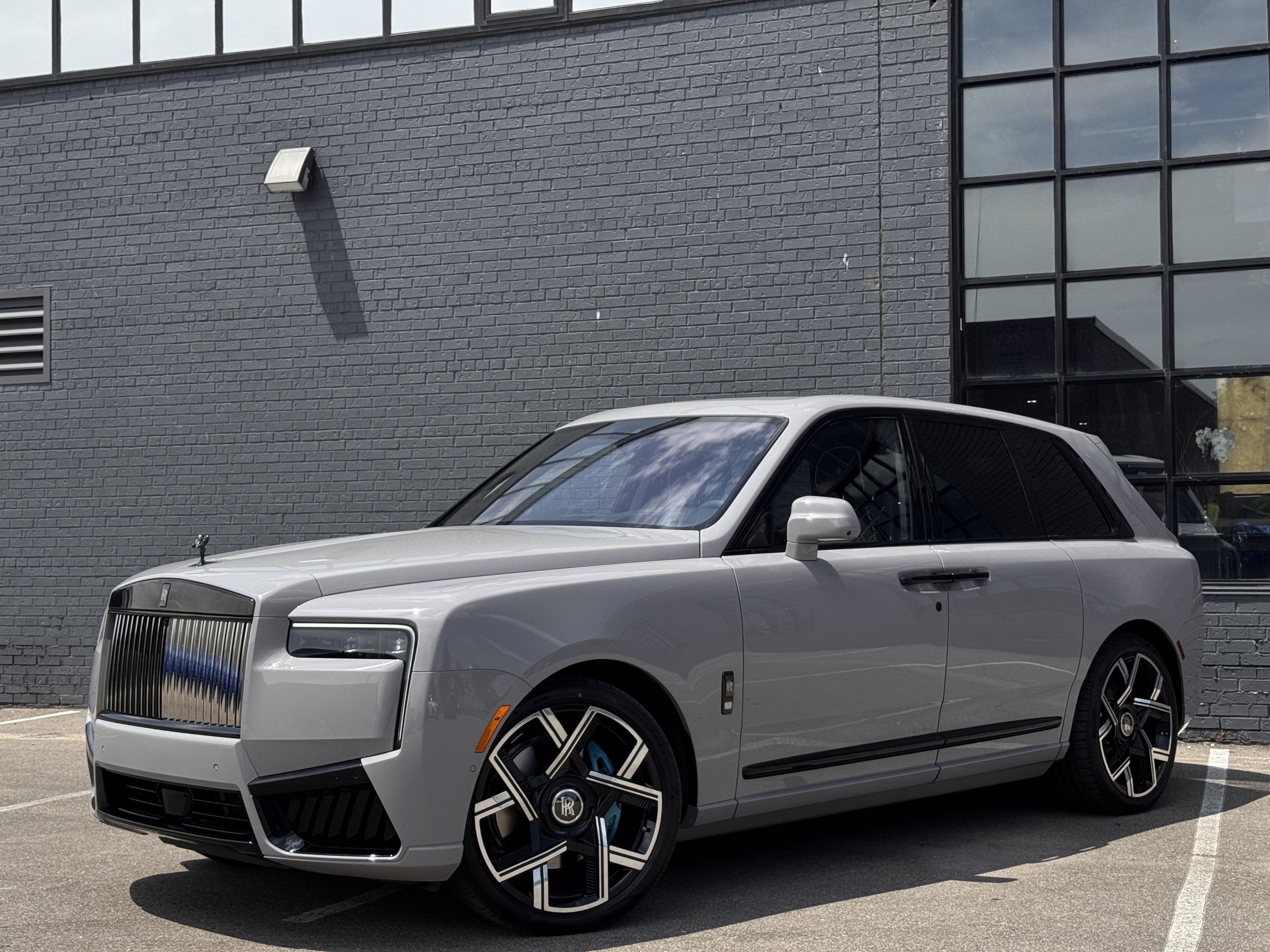 2025 Rolls-Royce Cullinan BLACK BADGE !