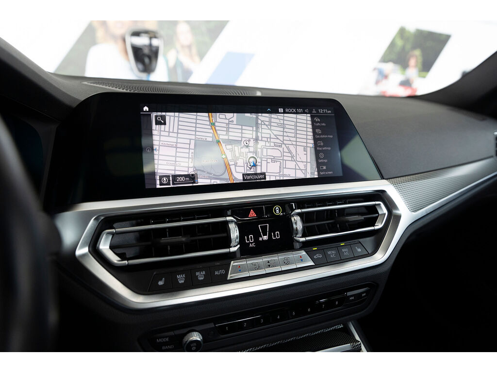 2021 BMW 330e xDrive, Vancouver, Cash
