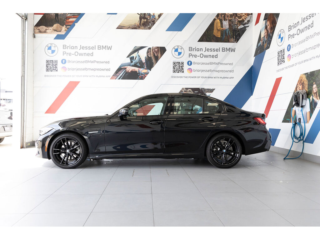 2021 BMW 330e xDrive, Vancouver, Cash