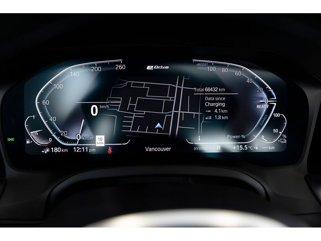 2021 BMW 330e xDrive, Vancouver, Cash