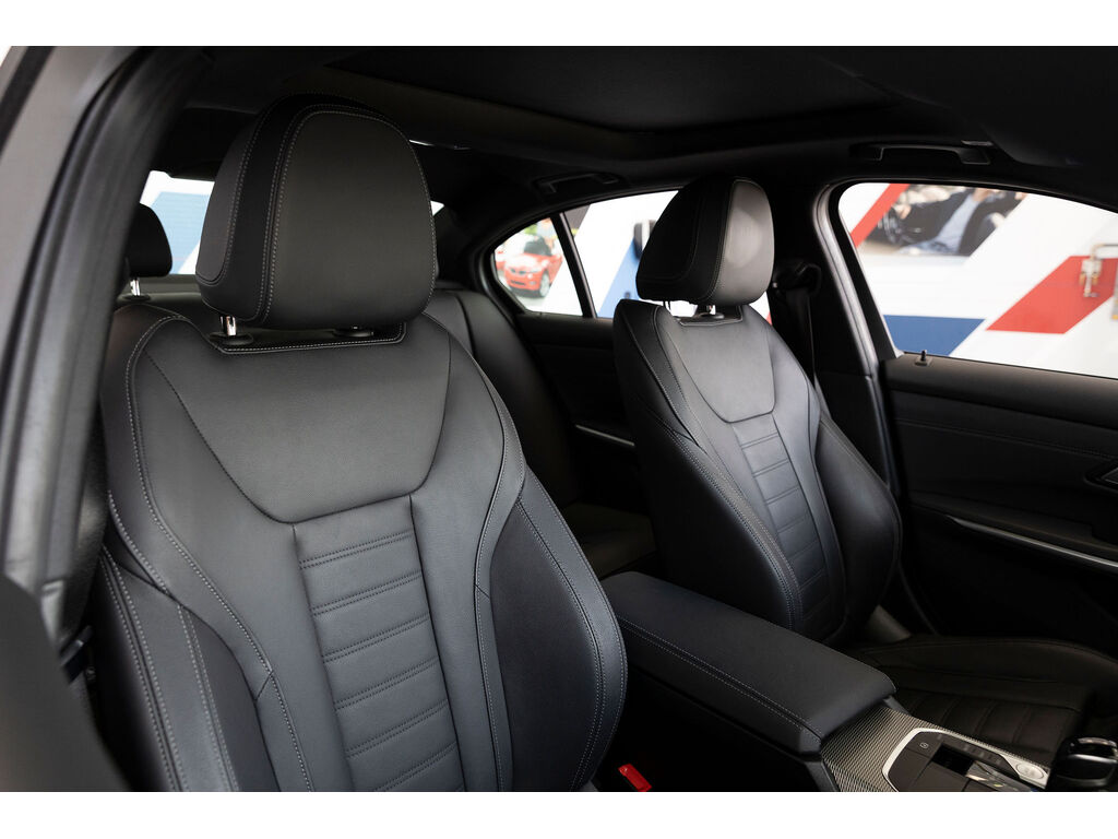 2021 BMW 330e xDrive, Vancouver, Cash
