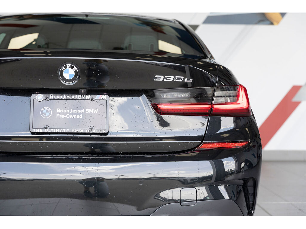 2021 BMW 330e xDrive, Vancouver, Cash