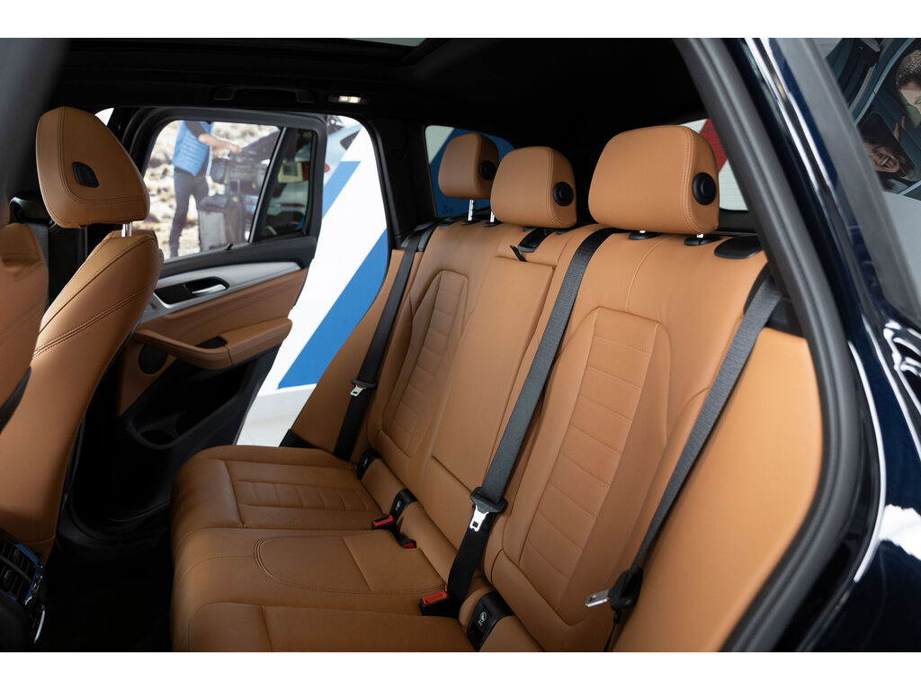 2021 BMW X3 PHEV xDrive30e, Vancouver, Cash