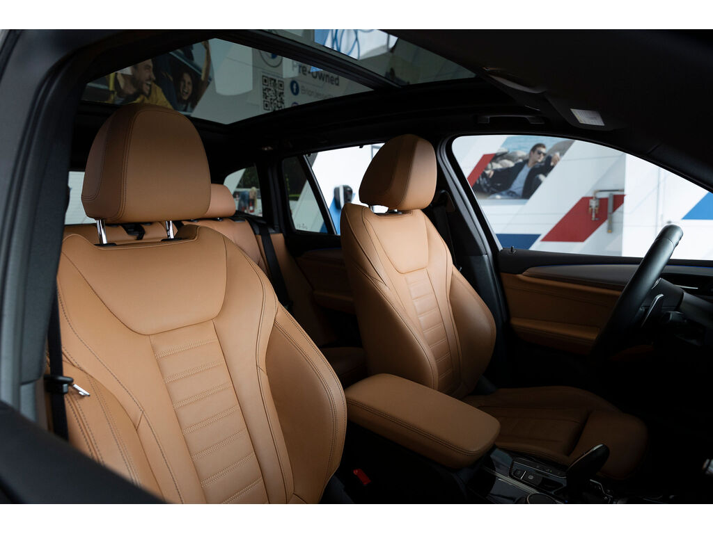 2021 BMW X3 PHEV xDrive30e, Vancouver, Cash
