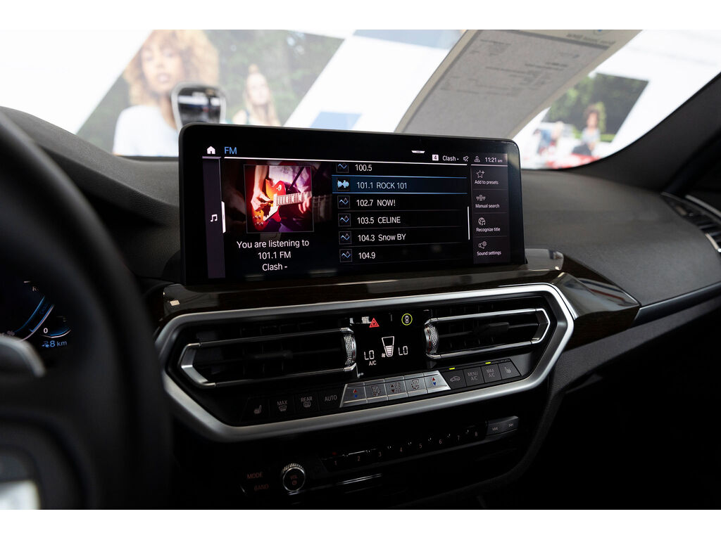 2022 BMW X3 PHEV xDrive30e, Vancouver, Cash