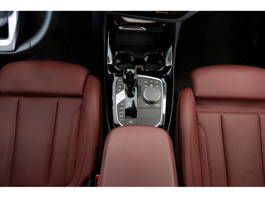 2022 BMW X3 PHEV xDrive30e, Vancouver, Cash