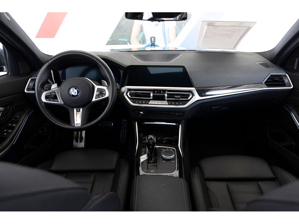 2021 BMW 330e xDrive, Vancouver, Cash