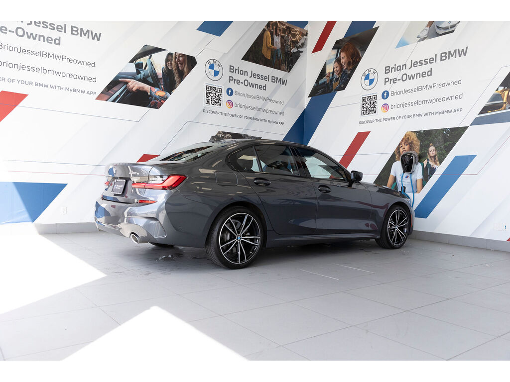 2021 BMW 330e xDrive, Vancouver, Cash