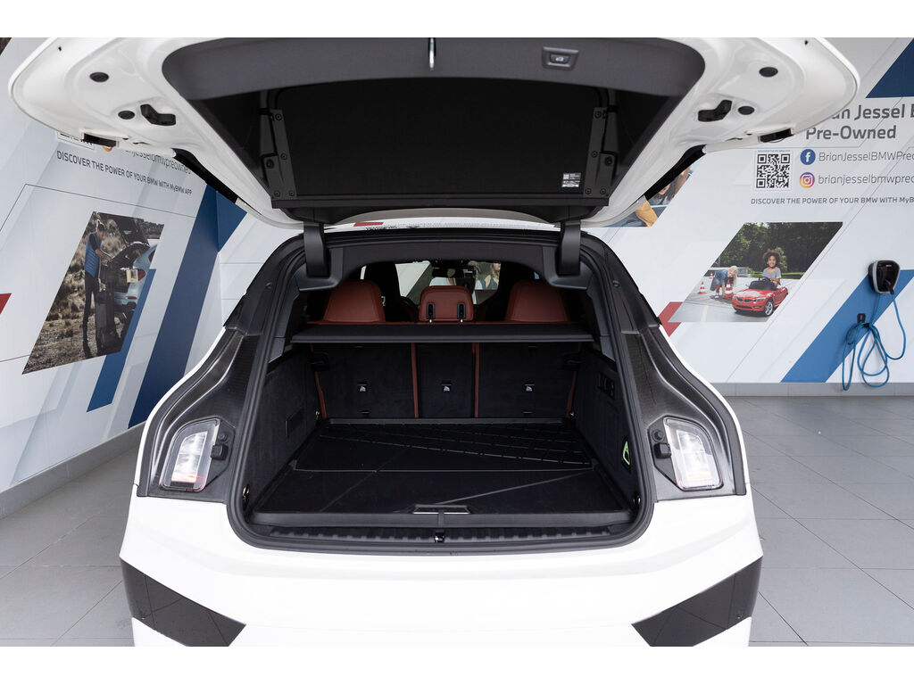 2024 BMW iX xDrive50, Vancouver, Cash
