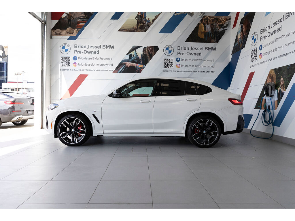 2023 BMW X4 M40i, 温哥华, 全款车