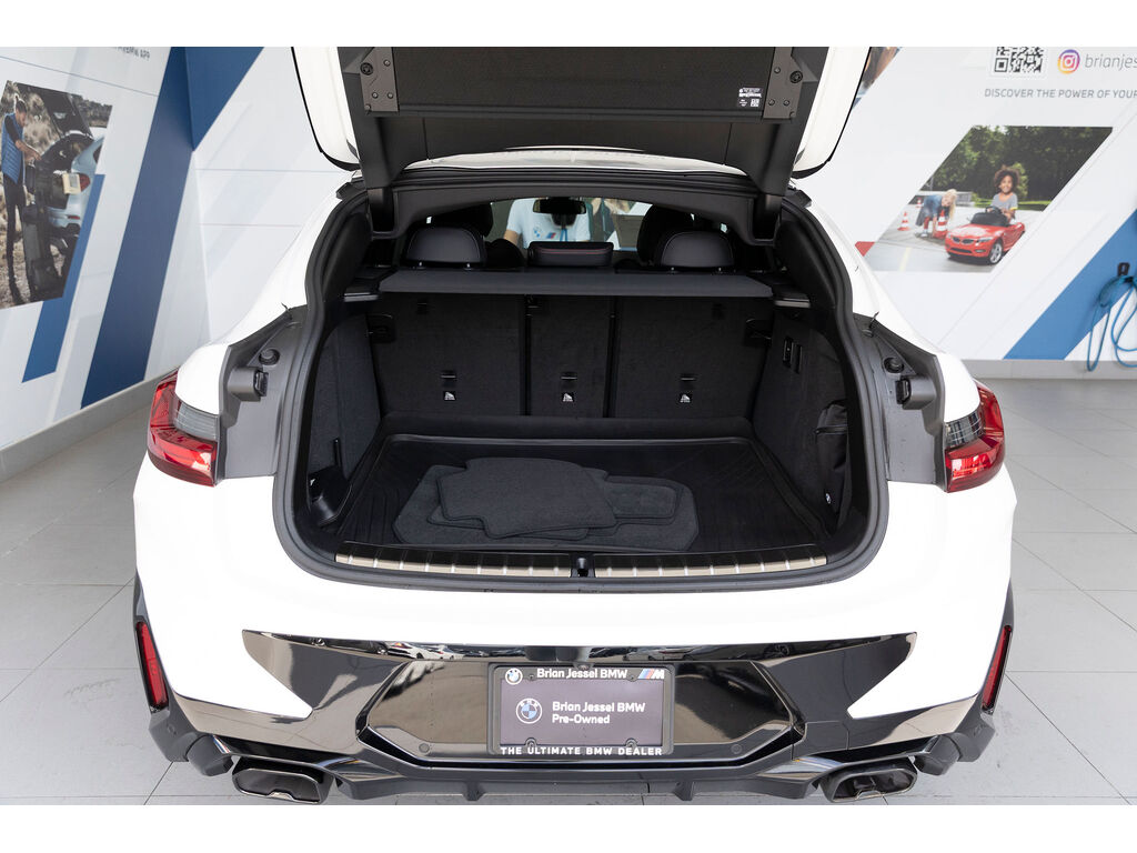 2023 BMW X4 M40i, 温哥华, 全款车