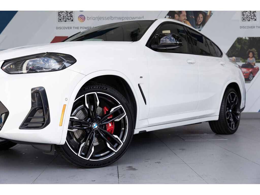 2023 BMW X4 M40i, 温哥华, 全款车