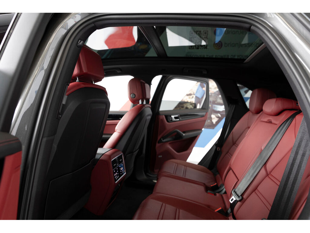 2020 Porsche Cayenne , Vancouver, Cash