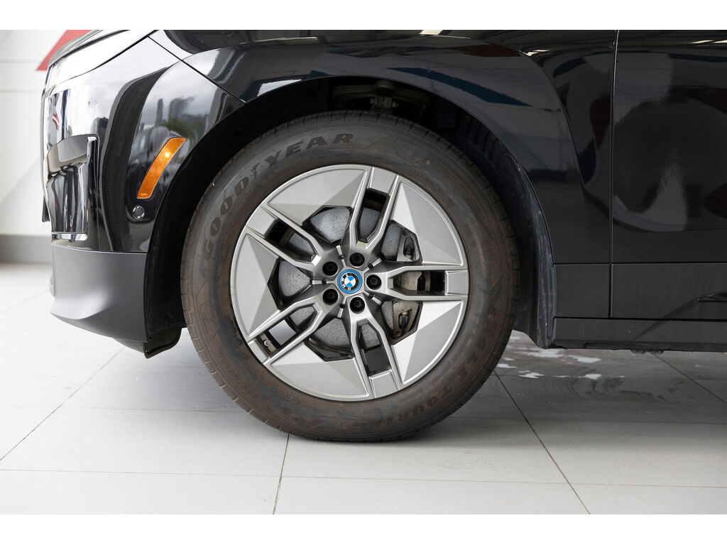 2023 BMW iX xDrive50, Vancouver, Cash