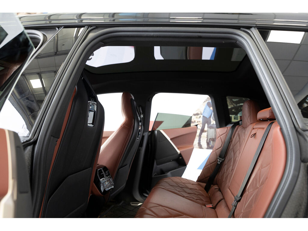 2023 BMW iX xDrive50, Vancouver, Cash