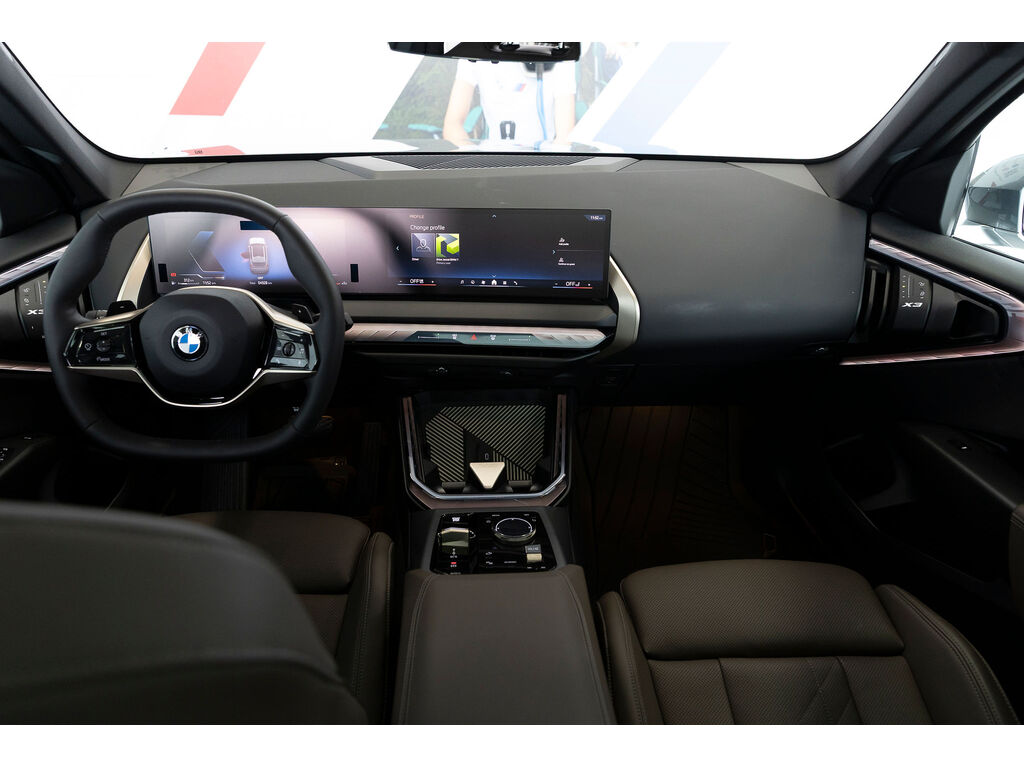 2025 BMW X3 30 xDrive, 温哥华, 全款车