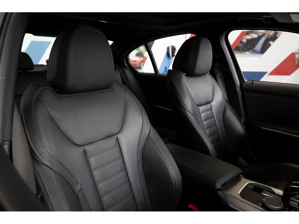 2021 BMW 330i xDrive, Vancouver, Cash