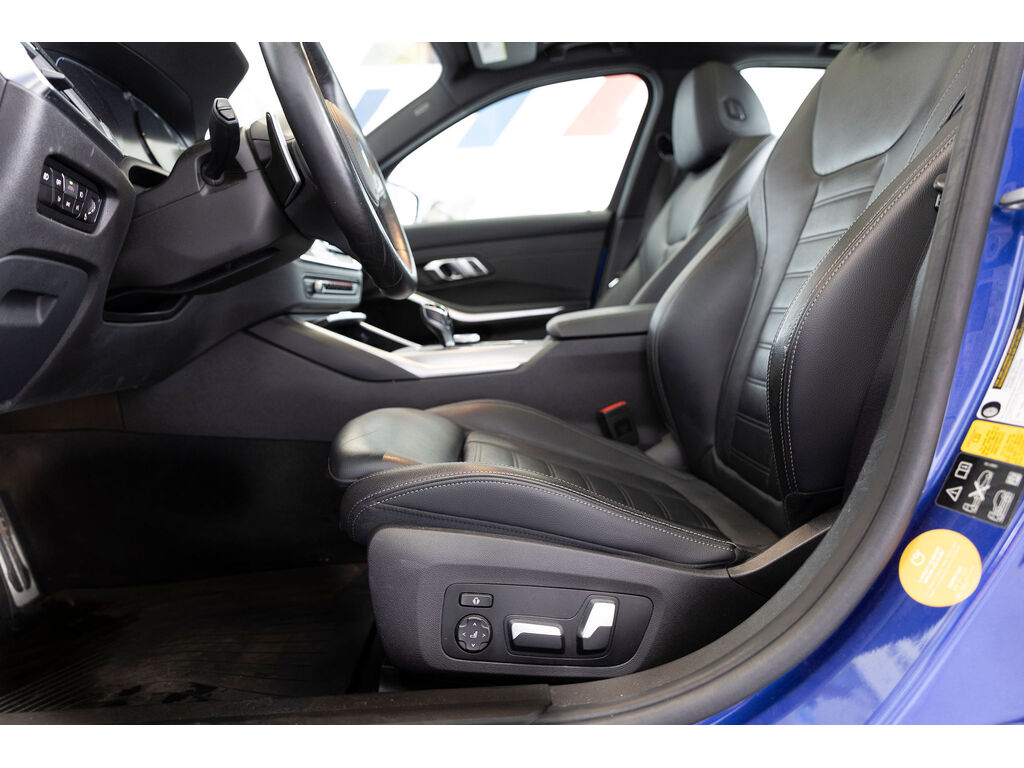 2021 BMW 330i xDrive, Vancouver, Cash