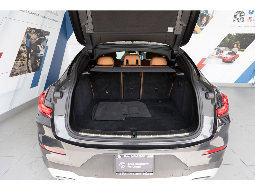 2022 BMW X4 xDrive30i, Vancouver, Cash