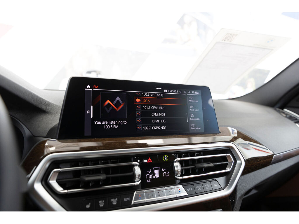 2022 BMW X4 xDrive30i, Vancouver, Cash