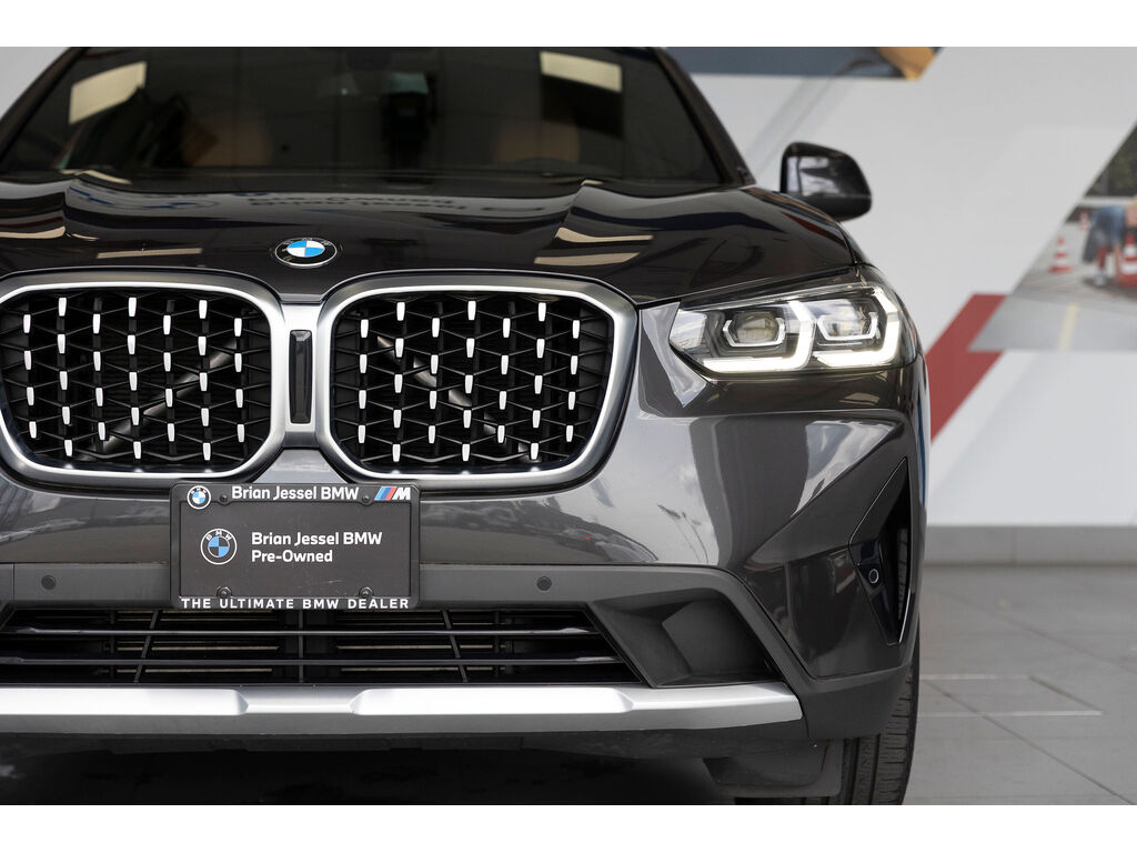 2022 BMW X4 xDrive30i, Vancouver, Cash