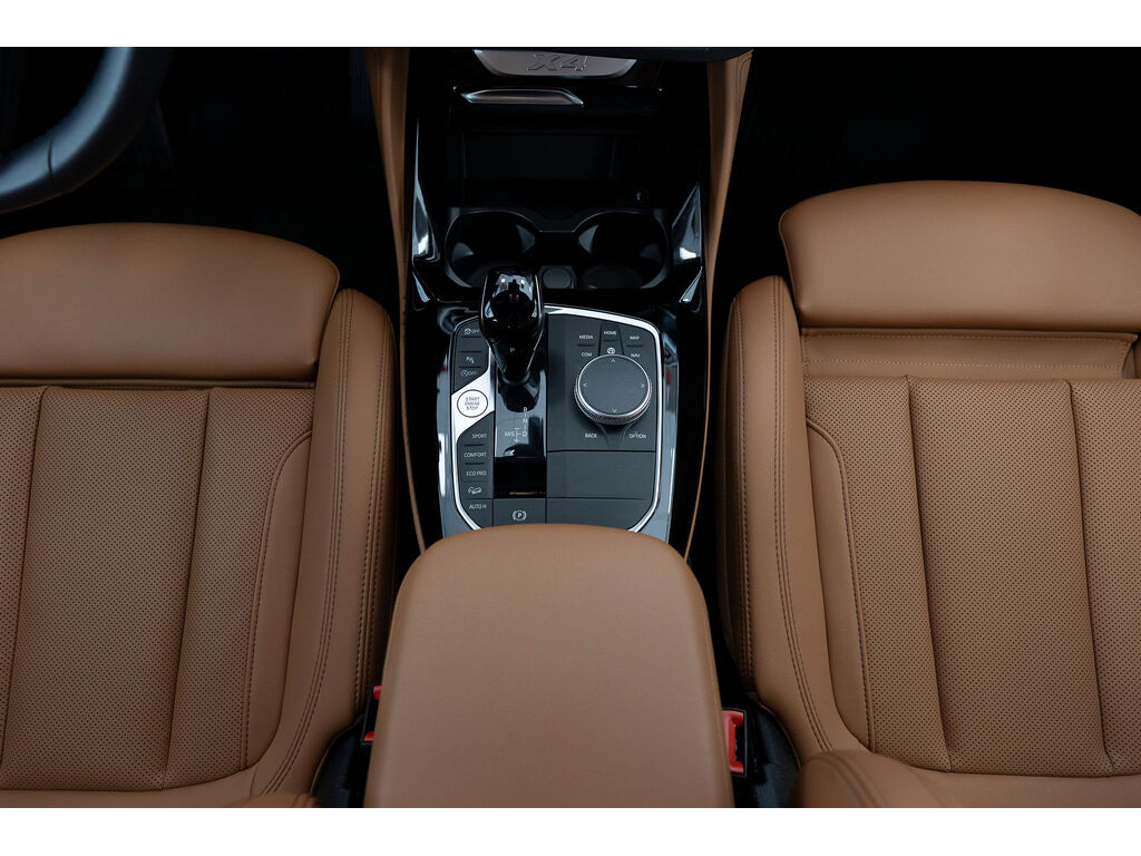 2022 BMW X4 xDrive30i, Vancouver, Cash